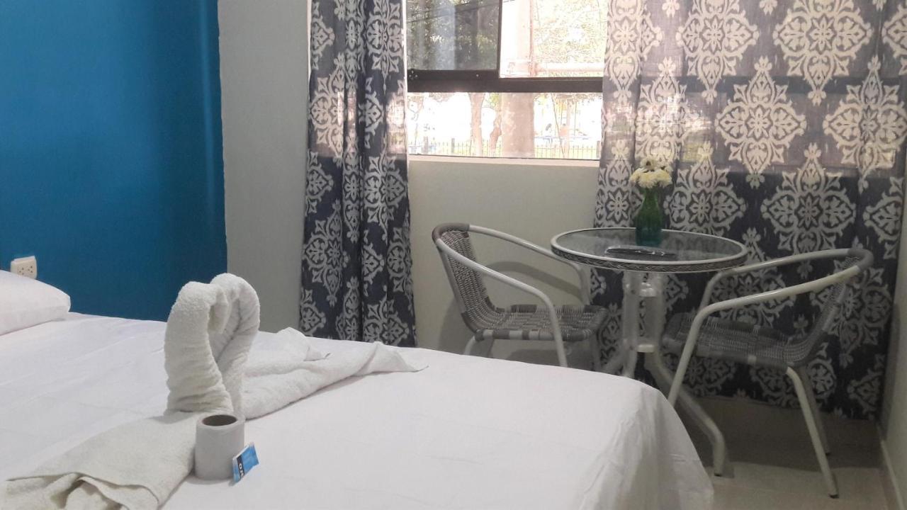 Aypa Hostal 트루히요 외부 사진