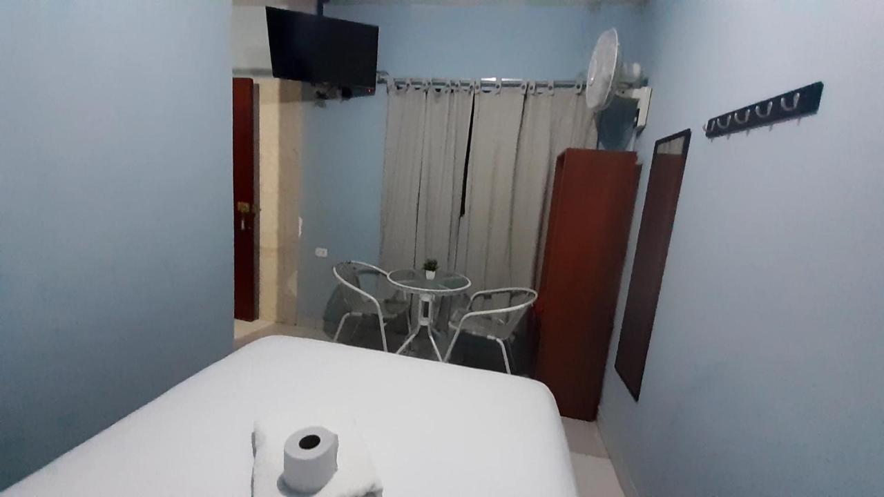 Aypa Hostal 트루히요 외부 사진
