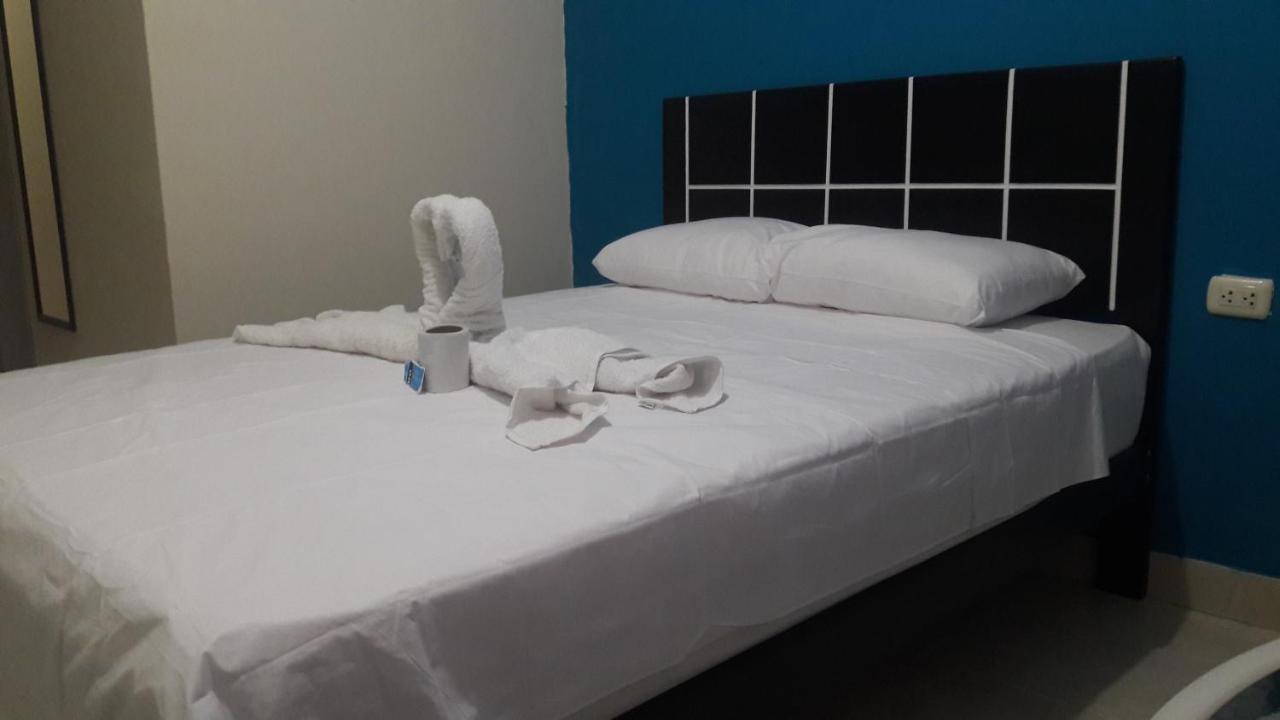 Aypa Hostal 트루히요 외부 사진